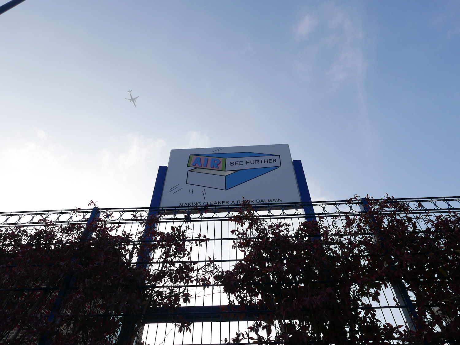 Green screen for improving air quality at Dalmain Primary School